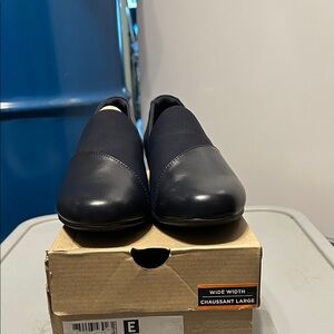 WOMENS Black Slip-On Shoes